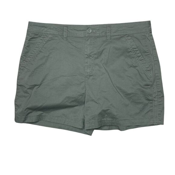 Eddie Bauer Green Khaki Shorts Size 18 - Picture 1 of 5